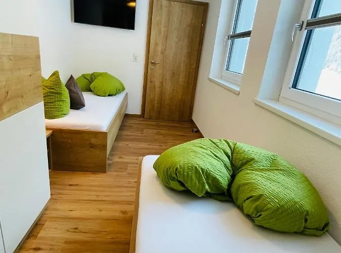 公寓 Gaestehaus Lehner-au *