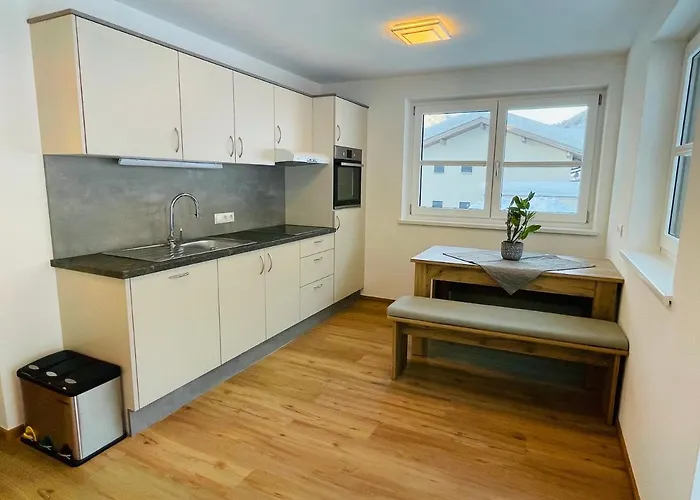 Gaestehaus Lehner-au * 朗根费尔德